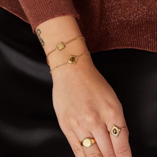 Mermaid Vibes Bracelet human